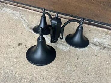Baštenska rasveta: Stubna Lampa sa 3 sijalice METAL; Sijalična grla 3 x E27; Prečnik na lalafo.rs Baštenska rasveta: Stubna Lampa sa 3 sijalice METAL; Sijalična grla 3 x E27; Prečnik