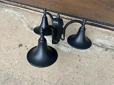 Stubna Lampa sa 3 sijalice METAL; Sijalična grla 3 x E27; Prečnik na lalafo.rs — 1 Stubna Lampa sa 3 sijalice METAL; Sijalična grla 3 x E27; Prečnik — 1