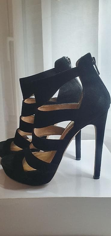 Crne ženske sandale na štiklu - Elegantne sandale sa visokom tankom na lalafo.rs — 1 Crne ženske sandale na štiklu - Elegantne sandale sa visokom tankom — 1