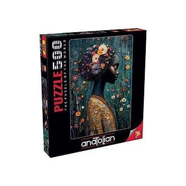 Anatolian Puzzle 500 – umetnička ilustracija portreta žene sa cvećem na lalafo.rs Anatolian Puzzle 500 – umetnička ilustracija portreta žene sa cvećem