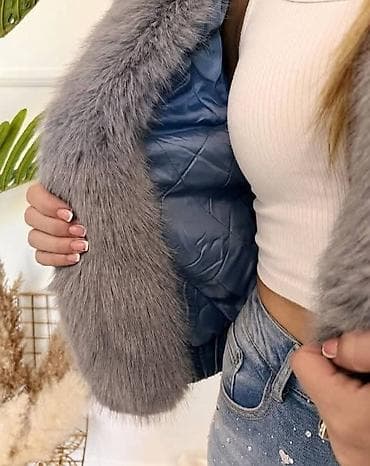 Ženska kratka teksas jakna sa krznom S M L - Materijal: čvrst na lalafo.rs — 2 Ženska kratka teksas jakna sa krznom S M L - Materijal: čvrst — 2