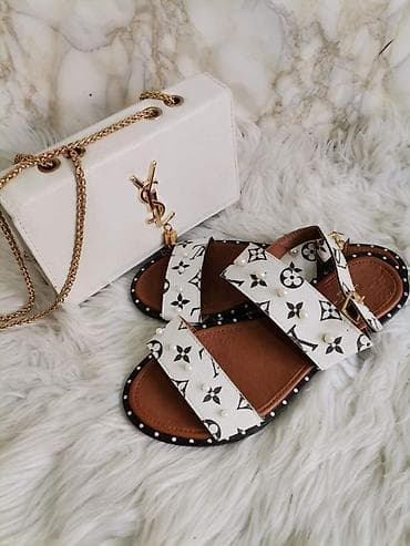 Sandale 2200
Kompleti 3500 na lalafo.rs — 9 Sandale 2200
Kompleti 3500 — 9