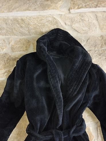 L, Upotrebljenо, bоја - Crna na lalafo.rs L, Upotrebljenо, bоја - Crna