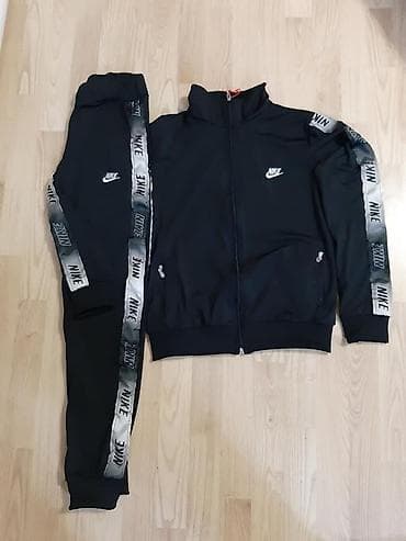 Komplet trenerka mokra likra S M L XL 2XL. Cena 3000 dinara na lalafo.rs — 1 Komplet trenerka mokra likra S M L XL 2XL. Cena 3000 dinara — 1