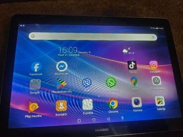 Huawei MediaPad T3 10-Tablet radi, brzo otvara, tač radi, baterija je na lalafo.rs Huawei MediaPad T3 10-Tablet radi, brzo otvara, tač radi, baterija je