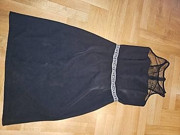 Women's Clothing: Haljina u veličini 36. Skroz je crna, svetlost koja se vidi nije na at lalafo.rs — 1 Women's Clothing: Haljina u veličini 36. Skroz je crna, svetlost koja se vidi nije na — 1