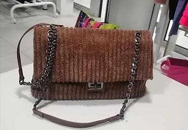 Ženska torba preko ramena u toploj braon boji. - Teksturiran, rebrast na lalafo.rs — 1 Ženska torba preko ramena u toploj braon boji. - Teksturiran, rebrast — 1