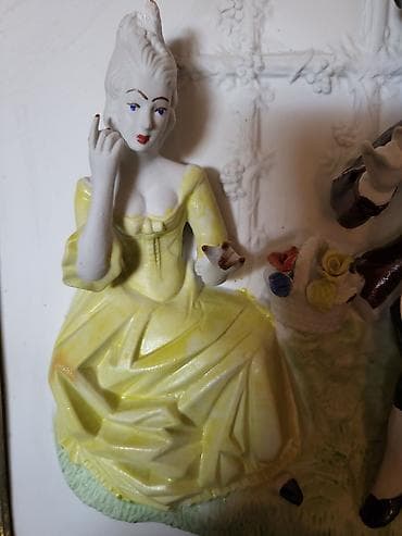 Barokna figura u drvenom ramu iz 70ih. Figura gipsana je bez na lalafo.rs — 8 Barokna figura u drvenom ramu iz 70ih. Figura gipsana je bez — 8