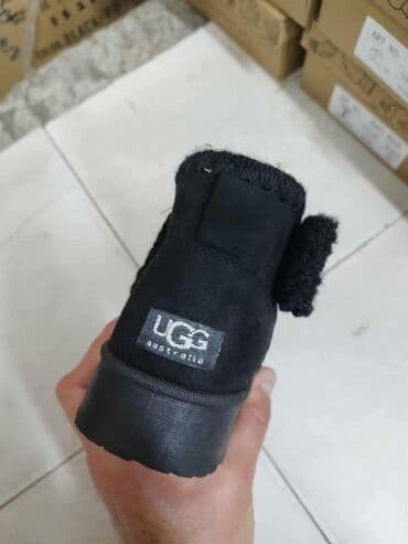 Ugg čizme, 35 na lalafo.rs Ugg čizme, 35