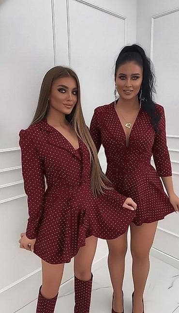 💫Žensko mini haljina-sako u bordo boji sa sitnim belim tufnama. ✅3300 na lalafo.rs — 1 💫Žensko mini haljina-sako u bordo boji sa sitnim belim tufnama. ✅3300 — 1