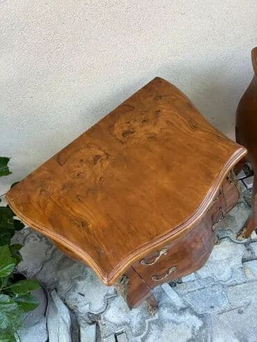 Antique Dressers: Stilske trbušaste komode u paru - ODLIČNO OČUVANE 🌟✨ Komode u dobrom at lalafo.rs — 9 Antique Dressers: Stilske trbušaste komode u paru - ODLIČNO OČUVANE 🌟✨ Komode u dobrom — 9