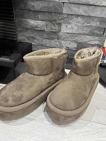 Uggs 38, color - Brown at lalafo.rs — 2 Uggs 38, color - Brown — 2