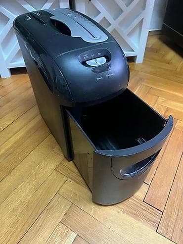 prsluk jaknica mango u: UniShred 12L uništavač papira sa korpom na izvlačenje - Tip sečenja at lalafo.rs — 9 prsluk jaknica mango u: UniShred 12L uništavač papira sa korpom na izvlačenje - Tip sečenja — 9