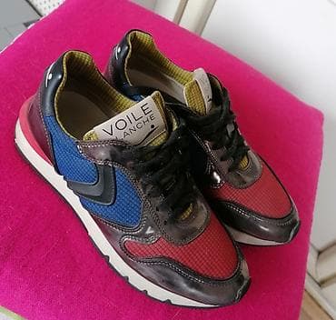 Firmirane patike VIOLE BLANCH PLAĆENE 120 e Malo su nošene Bez na lalafo.rs — 3 Firmirane patike VIOLE BLANCH PLAĆENE 120 e Malo su nošene Bez — 3