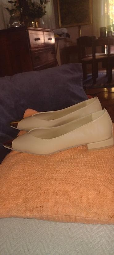 Elegantne ženske baletanke/cipele sa niskom štiklom - Boja: bež/nude - na lalafo.rs — 5 Elegantne ženske baletanke/cipele sa niskom štiklom - Boja: bež/nude - — 5