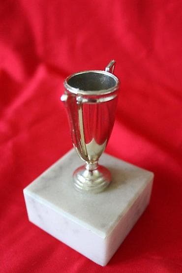 Antique Decor: STARI PEHAR SA MERMERNIM POSTOLJEM | Stari mali pehar sa mermernim at lalafo.rs — 4 Antique Decor: STARI PEHAR SA MERMERNIM POSTOLJEM | Stari mali pehar sa mermernim — 4