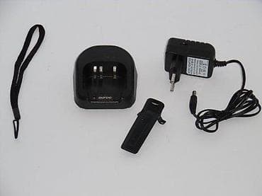 Baofeng ručna dual-band FM radio-stanica sa punjačem Opis: - Ručna na lalafo.rs Baofeng ručna dual-band FM radio-stanica sa punjačem Opis: - Ručna