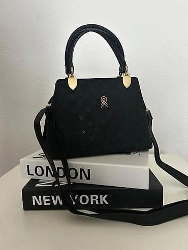 Elegantna ženska torba – crna - Model: klasična ručna torba sa na lalafo.rs Elegantna ženska torba – crna - Model: klasična ručna torba sa