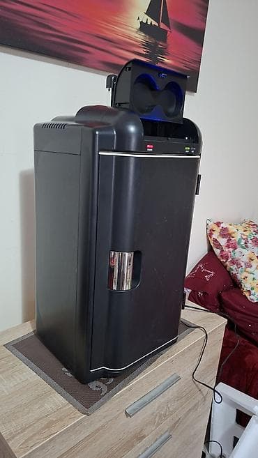 dve suknje po: Mini frižider/grejač sa termoelektričkim hlađenjem i zagrevanjem - na lalafo.rs — 4 dve suknje po: Mini frižider/grejač sa termoelektričkim hlađenjem i zagrevanjem - — 4