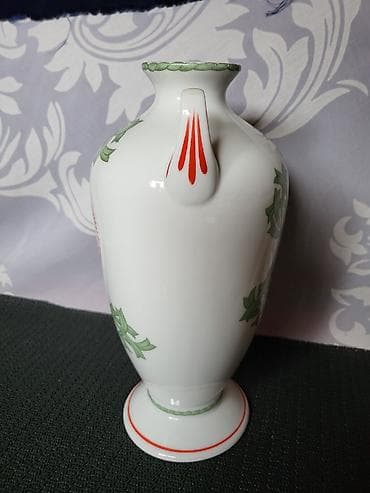 Vaza nova Hollohaza Madjarska 70te. Sve na vazi odsjaj od svetla na lalafo.rs — 7 Vaza nova Hollohaza Madjarska 70te. Sve na vazi odsjaj od svetla — 7