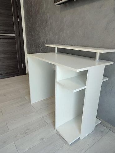 Furniture: Radni Sto 61 Materijal: Univer debljine 18mm u belom dekoru at lalafo.rs — 4 Furniture: Radni Sto 61 Materijal: Univer debljine 18mm u belom dekoru — 4