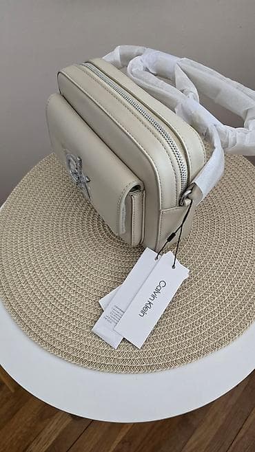 Nove calvin Klein tašnice novo original moze lično preuzimanje at lalafo.rs — 3 Nove calvin Klein tašnice novo original moze lično preuzimanje — 3