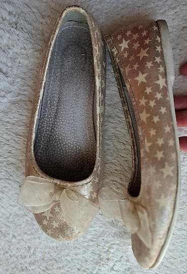 NEXT Baletanke za devojčice Zlatne kožne unutra i spolja vetra pelle na lalafo.rs — 2 NEXT Baletanke za devojčice Zlatne kožne unutra i spolja vetra pelle — 2