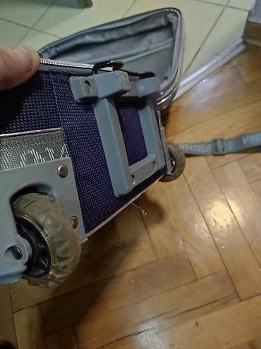 Kofer LAGUNA srednji platneni ispravan dobar plavi oko 50 /40 /25 na lalafo.rs — 4 Kofer LAGUNA srednji platneni ispravan dobar plavi oko 50 /40 /25 — 4