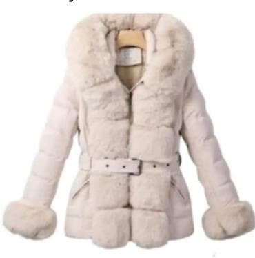 Ženska zimska jakna s krznom – bež/šampanj nijansa - Elegantan kroj na lalafo.rs — 1 Ženska zimska jakna s krznom – bež/šampanj nijansa - Elegantan kroj — 1