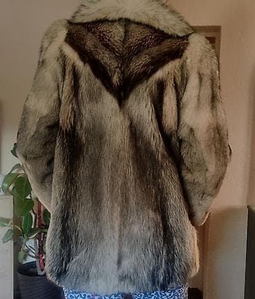 Bunda od krzna – klasičan kratki model - Materijal: prirodno krzno at lalafo.rs — 1 Bunda od krzna – klasičan kratki model - Materijal: prirodno krzno — 1