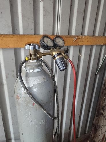 Clamps: Co2 varstroj 1700velika boca sa manometrom.sve zajedno 350e at lalafo.rs — 4 Clamps: Co2 varstroj 1700velika boca sa manometrom.sve zajedno 350e — 4