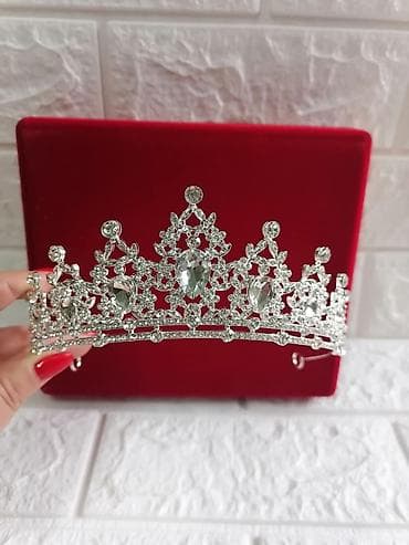 Svečane srebrne tijare sa kristalima - Elegantan dizajn sa bogato na lalafo.rs — 10 Svečane srebrne tijare sa kristalima - Elegantan dizajn sa bogato — 10