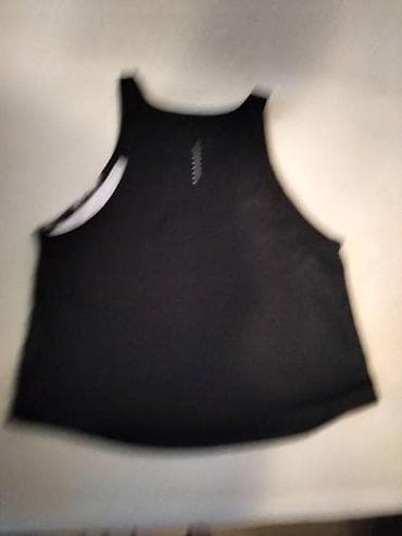 Zenska majica Nike Dri-Fit vel.S,polister,očuvana na lalafo.rs — 2 Zenska majica Nike Dri-Fit vel.S,polister,očuvana — 2