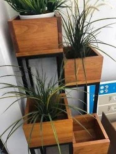 DELUX POLICE ZA SAKSIJE METAL&DRVO | na lalafo.rs DELUX POLICE ZA SAKSIJE METAL&DRVO |