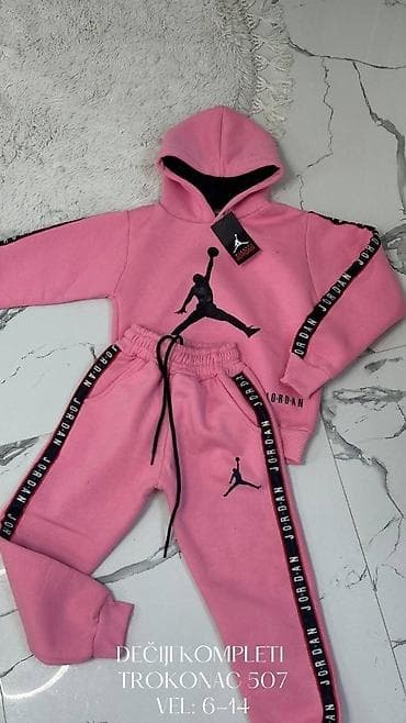 Dečija komplet trenerka
Trokonac
6-14
3500 na lalafo.rs — 5 Dečija komplet trenerka
Trokonac
6-14
3500 — 5