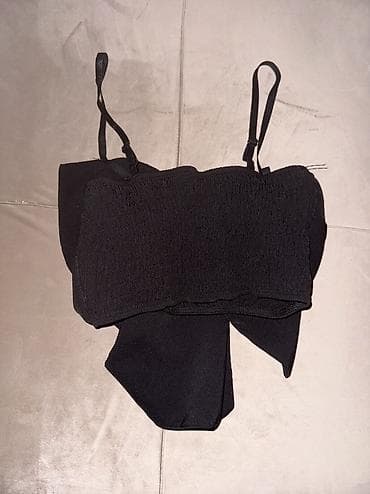 Crni top sa mašnom 🎀
Nošen jednom na lalafo.rs Crni top sa mašnom 🎀
Nošen jednom