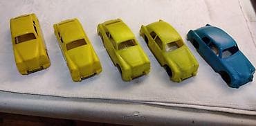kom sa etiketom: Mehanotehnika auti kupe 1:43 (10,5 cm.)plastican,cena za kom at lalafo.rs — 3 kom sa etiketom: Mehanotehnika auti kupe 1:43 (10,5 cm.)plastican,cena za kom — 3