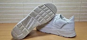 Reebok Club C Double (br.40) patike su u odličnom stanju, kao što se na lalafo.rs — 4 Reebok Club C Double (br.40) patike su u odličnom stanju, kao što se — 4