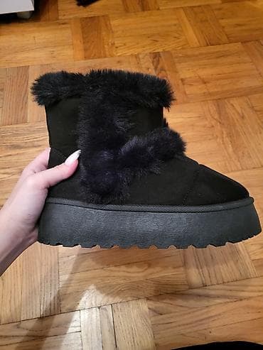 Ženske zimske čizme sa krznom – crne - Model: gležnjače sa toplim at lalafo.rs — 2 Ženske zimske čizme sa krznom – crne - Model: gležnjače sa toplim — 2