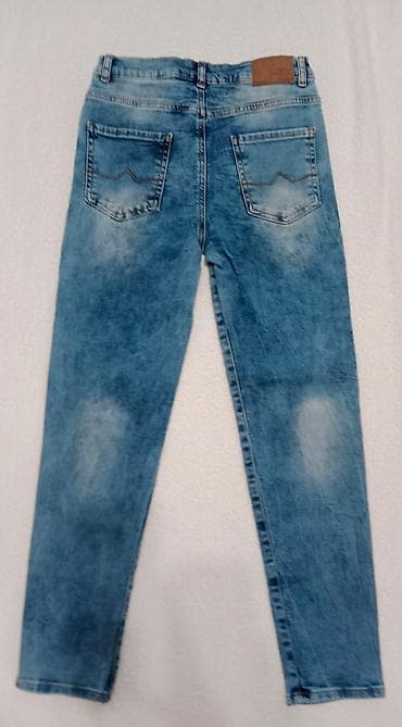 LC Waikiki farmerke
veličina 152/158
pamuk sa elastinom na lalafo.rs — 2 LC Waikiki farmerke
veličina 152/158
pamuk sa elastinom — 2