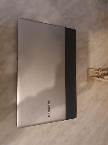 Samsung Original Lap Top 500 gb memorija na lalafo.rs — 3 Samsung Original Lap Top 500 gb memorija — 3