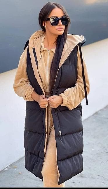 Duga ženska postavljena prsluk-jakna sa kapuljačom dva lica. - na lalafo.rs Duga ženska postavljena prsluk-jakna sa kapuljačom dva lica. -