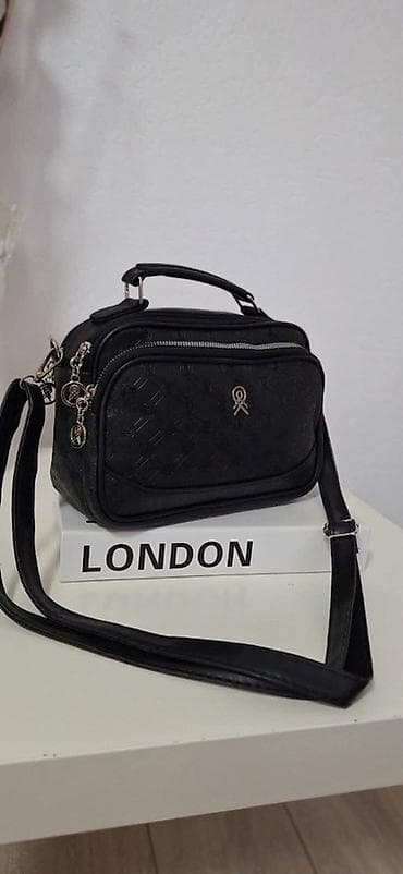 ✨Ženska crossbody torba – crna
✨3300 din
✨25x18 at lalafo.rs — 2 ✨Ženska crossbody torba – crna
✨3300 din
✨25x18 — 2