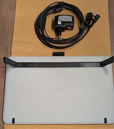 Wacom One – ekran za crtanje sa olovkom (pen display) NAPOMENA: USB-C na lalafo.rs — 3 Wacom One – ekran za crtanje sa olovkom (pen display) NAPOMENA: USB-C — 3
