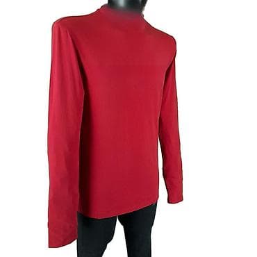 Men's Clothing: T-shirt color - Red at lalafo.rs — 2 Men's Clothing: T-shirt color - Red — 2