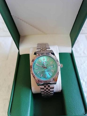 Cena:2900din (Samo sat)
3300din (Sat sa kutijom) na lalafo.rs — 1 Cena:2900din (Samo sat)
3300din (Sat sa kutijom) — 1