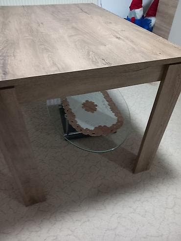 cepaci za drva: Drveni sto za trpezariju/radni prostor Sto na prodaju, nov na lalafo.rs — 4 cepaci za drva: Drveni sto za trpezariju/radni prostor Sto na prodaju, nov — 4