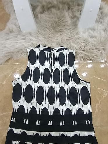 kom sa etiketom: Ženska haljina bez rukava, A‑kroja, sa okruglim izrezom. Crno‑bez at lalafo.rs — 7 kom sa etiketom: Ženska haljina bez rukava, A‑kroja, sa okruglim izrezom. Crno‑bez — 7