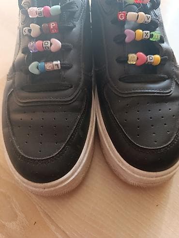 Patike platforma 39
odlicne patike na lalafo.rs — 5 Patike platforma 39
odlicne patike — 5