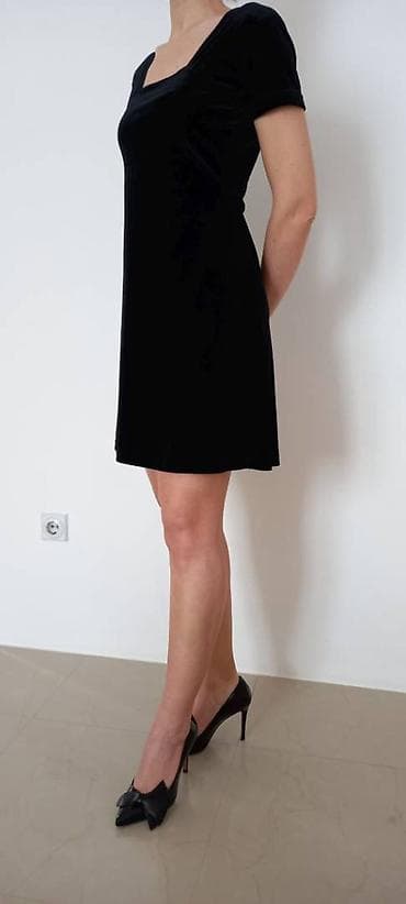 Nova H&M haljina 36. Plišana crna haljina, elegantna je i lepo na lalafo.rs — 8 Nova H&M haljina 36. Plišana crna haljina, elegantna je i lepo — 8